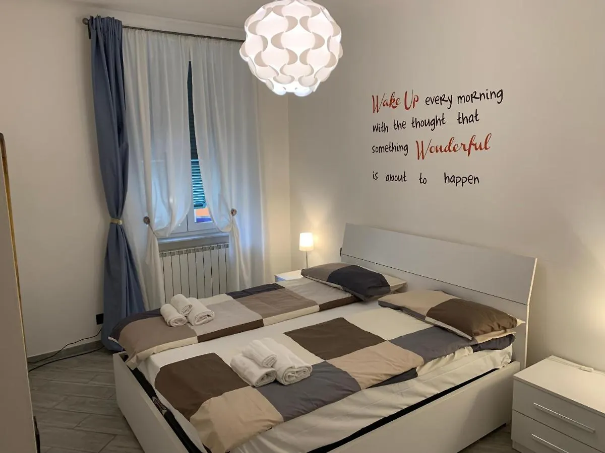 Casa San Vincenzo, Un Nido Nel Cuore Di Genova. 0*, Génova
