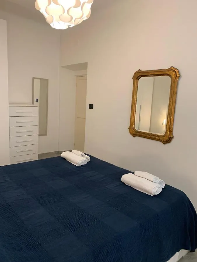 Casa San Vincenzo, Un Nido Nel Cuore Di Genova. 0*, Génova